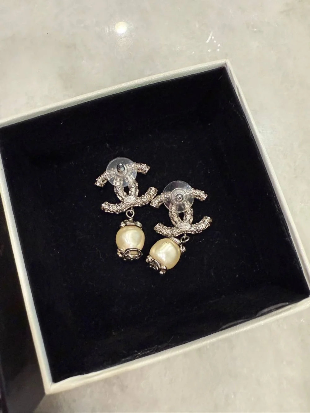 CHANEL pearl earrings